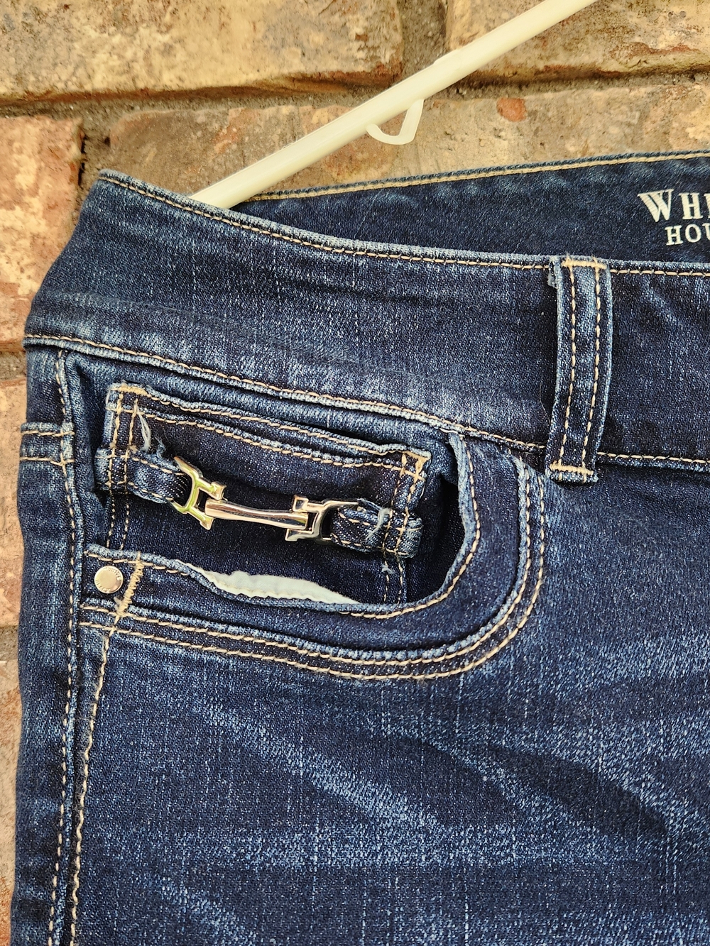 White House Black Market Women's Dark Blue Crop Jeans Size 10 - Picture 3 of 6
